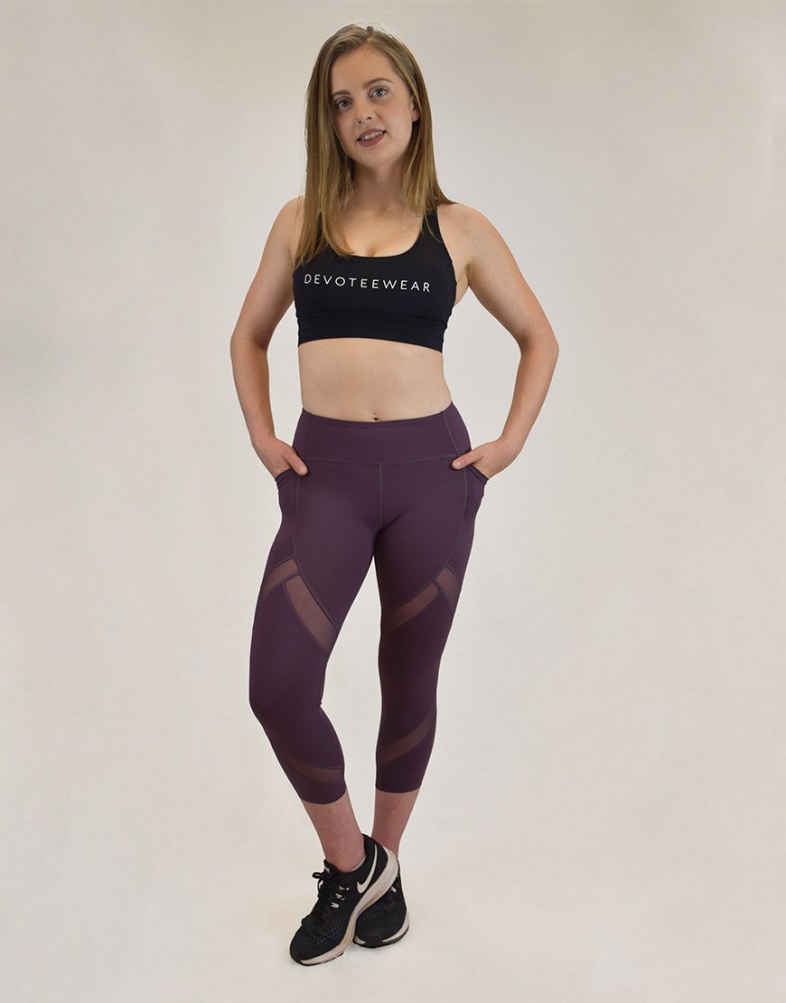 #color_plum