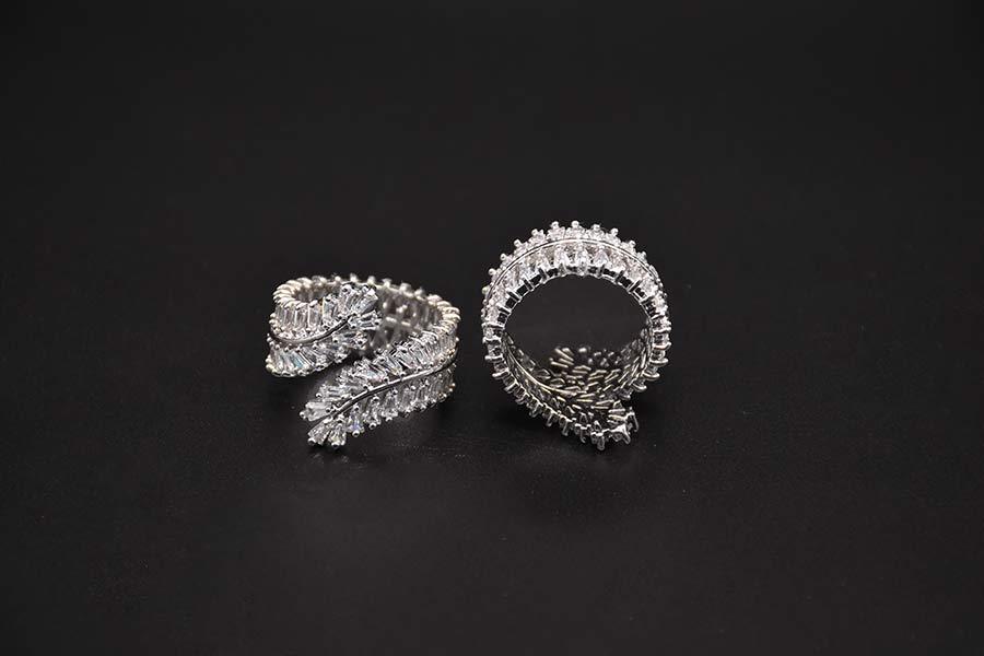 Walk with Confidence Ring.